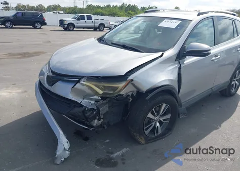 2016 Toyota Rav4 Xle z USA, uszkodzony, nr VIN 2T3WFREV0GW309927